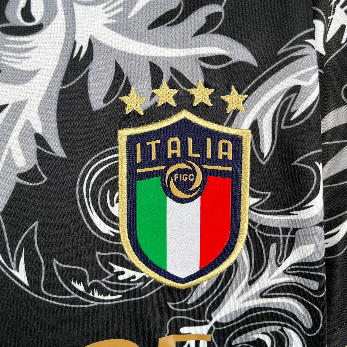 23/24 Italy Black Versace - Special Kit